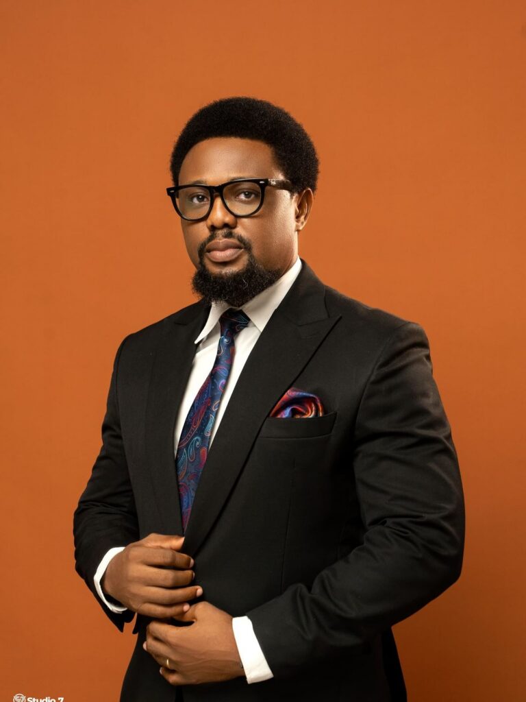 5299d3a179231855a17467619e18ae02